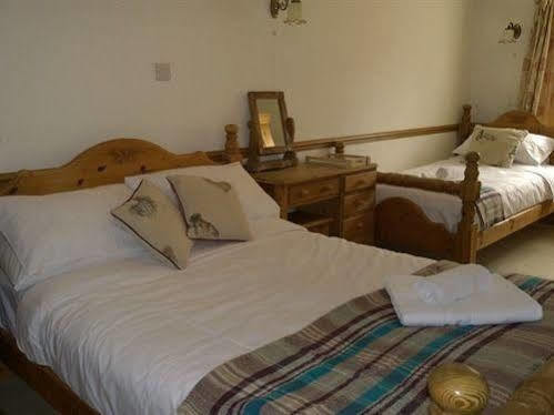 The Helyar Arms Hotel Yeovil Bagian luar foto