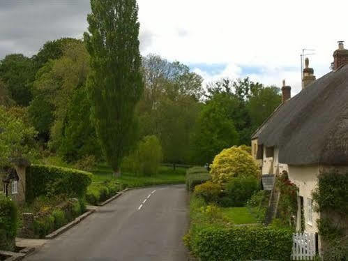 The Helyar Arms Hotel Yeovil Bagian luar foto