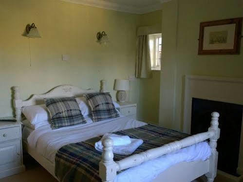 The Helyar Arms Hotel Yeovil Bagian luar foto